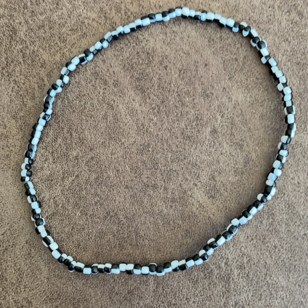 Seed bead necklace or choker
